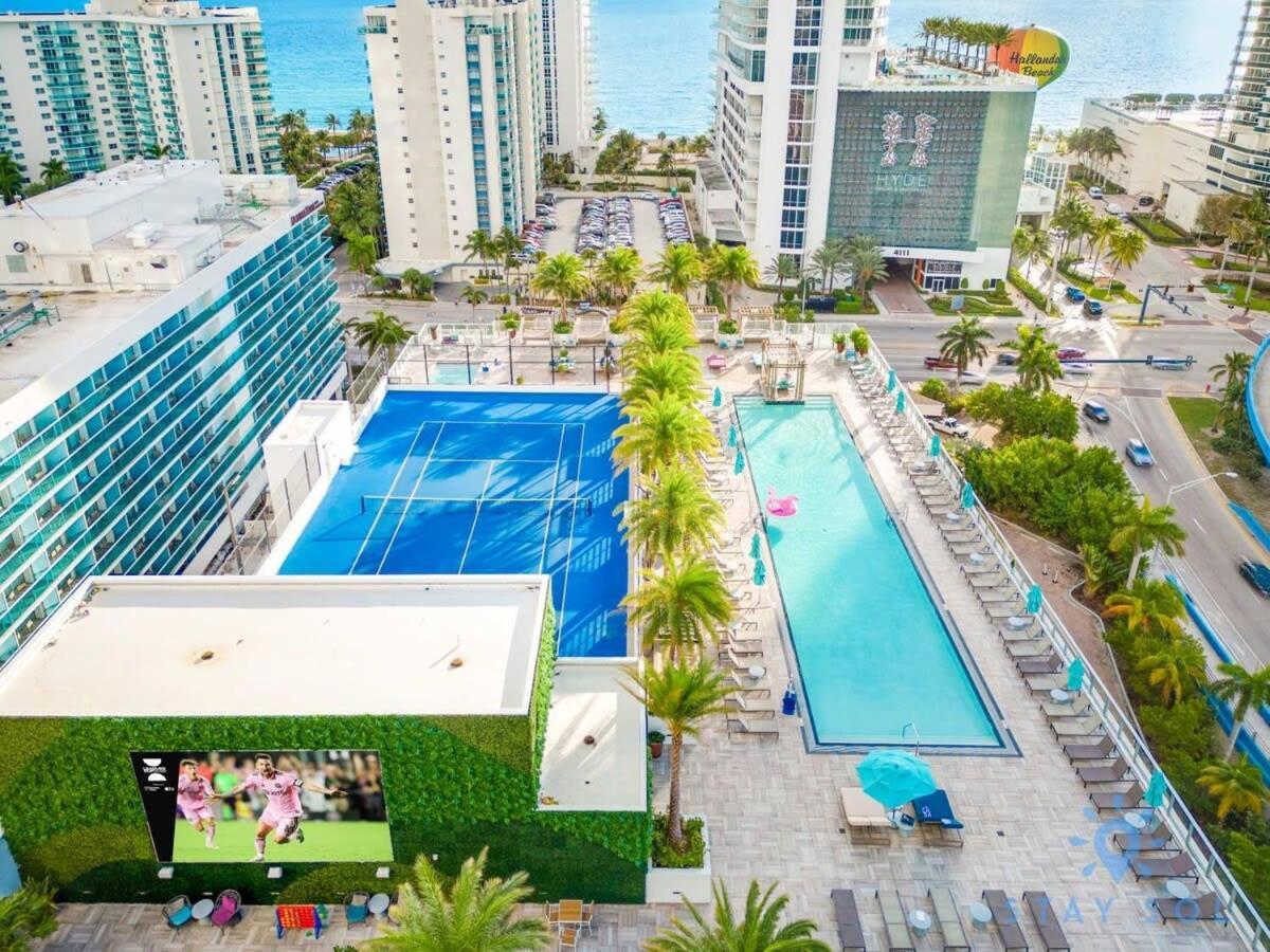 Luxury Amenities, Infinity Pool, Gym, Hot Tub Lägenhet Hollywood Exteriör bild