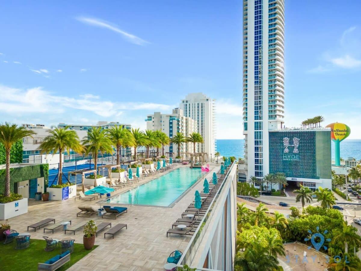 Luxury Amenities, Infinity Pool, Gym, Hot Tub Lägenhet Hollywood Exteriör bild